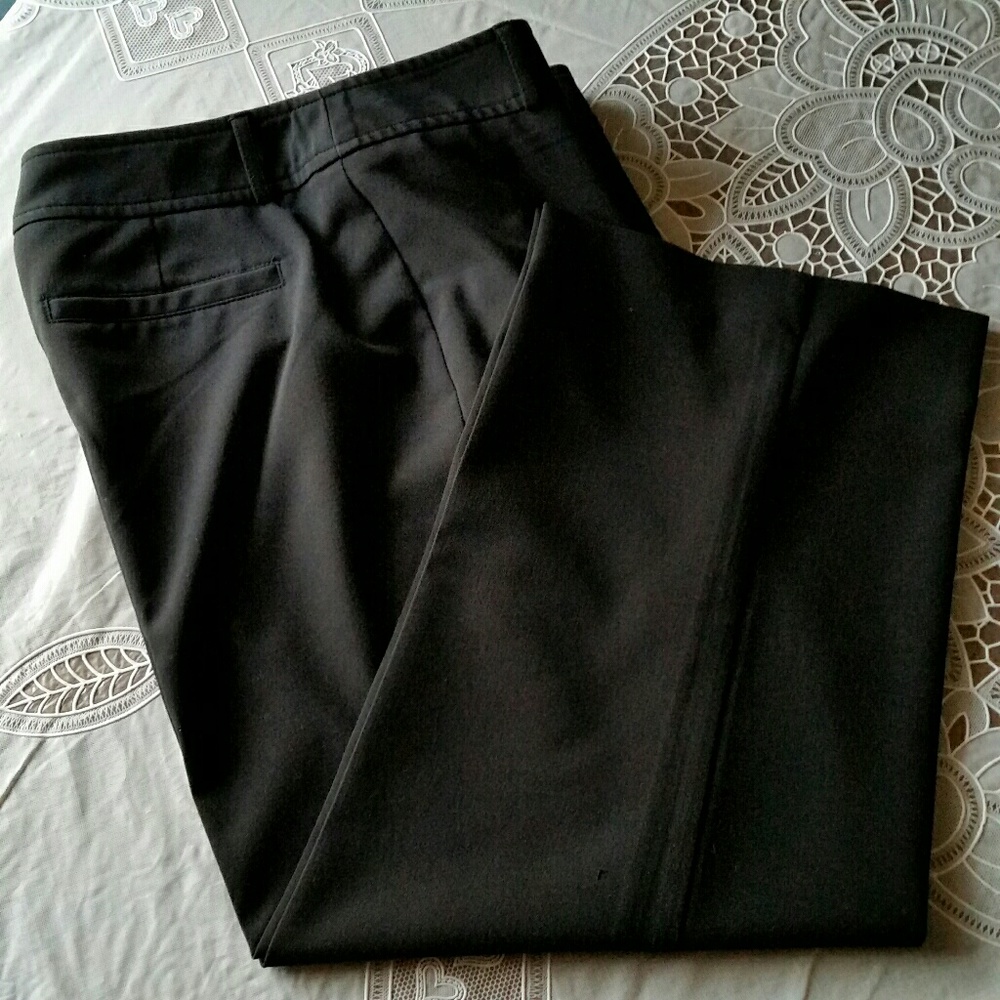 White House Black Market  pants Size 6